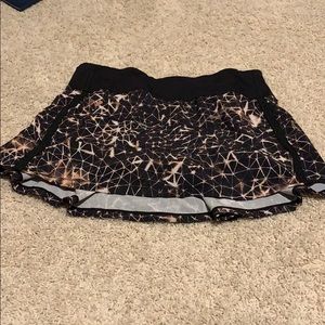 Lululemon pace rival skort